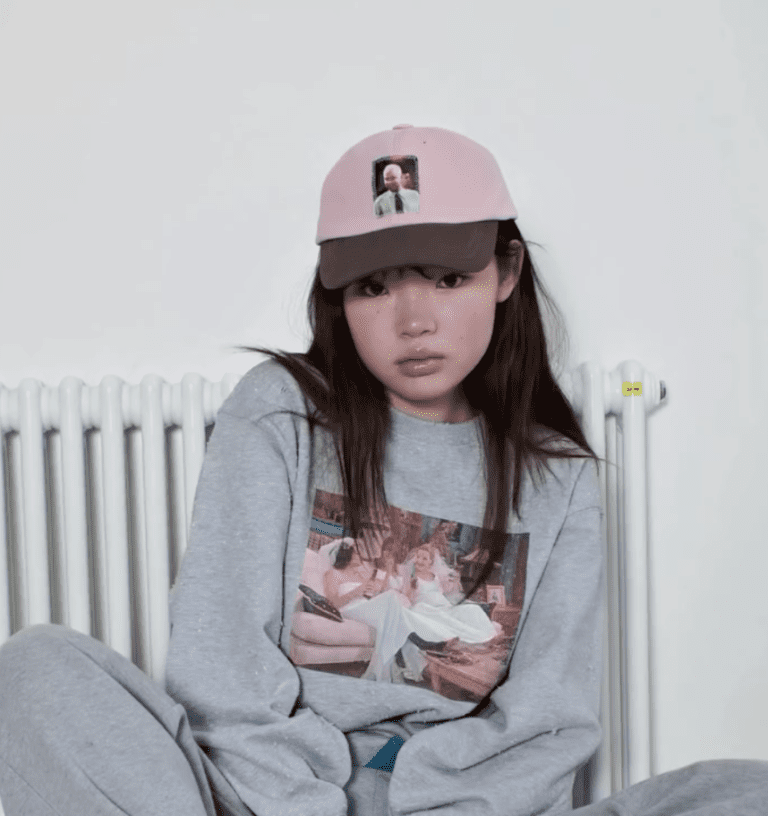 미드 프렌즈 팬이라면 소장각…프레클x프렌즈 컬렉션 발매